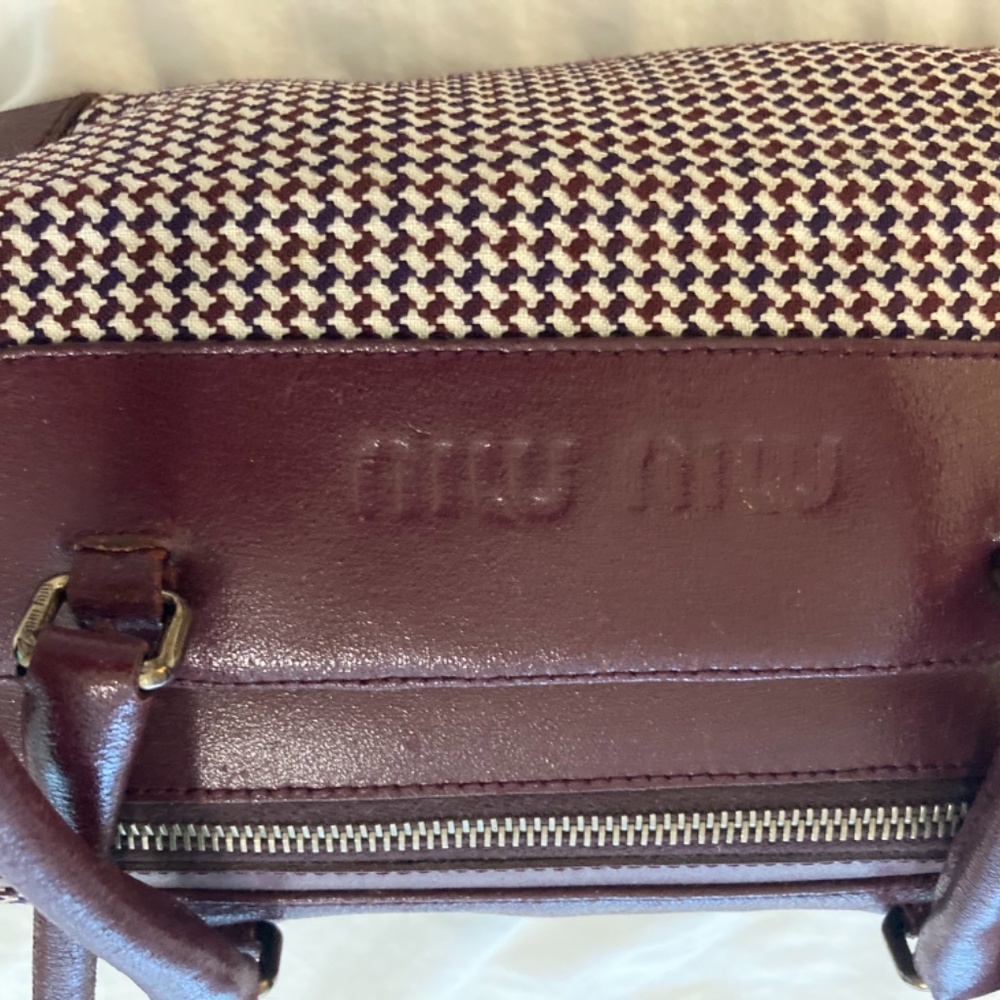 Handbag - Picture 3 of 5